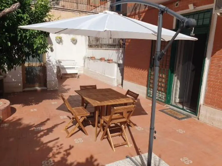Bucaneve House Roma Italy