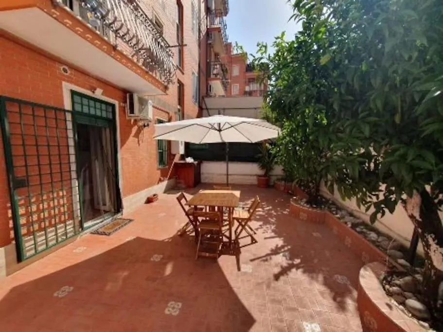 Bucaneve House Roma Apartment Rome
