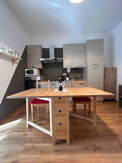 Bucaneve House Roma Apartment